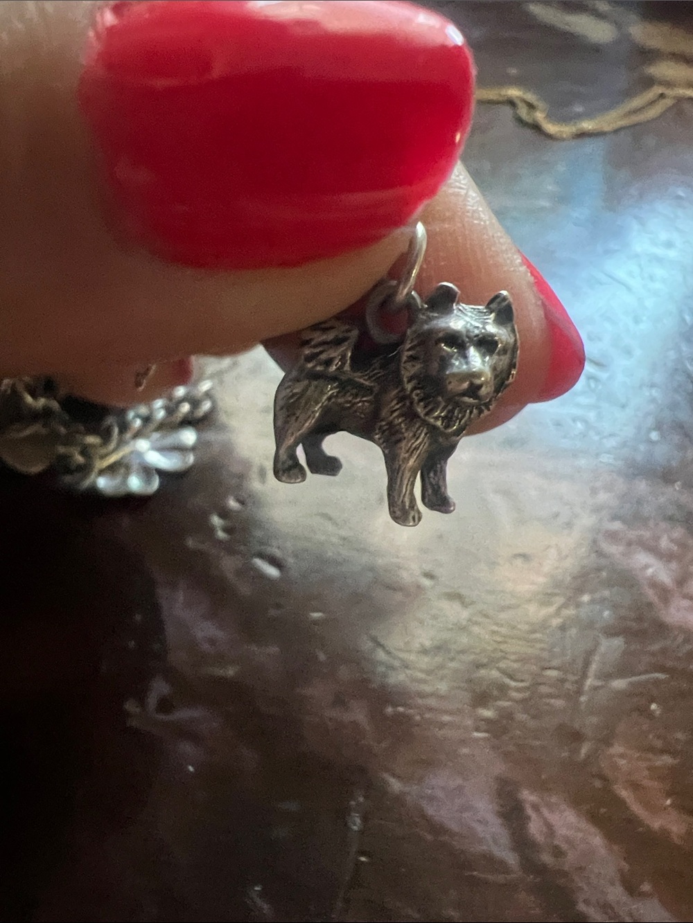 Silver Wolf Charm Dangle Necklace - Picture 7 of 7